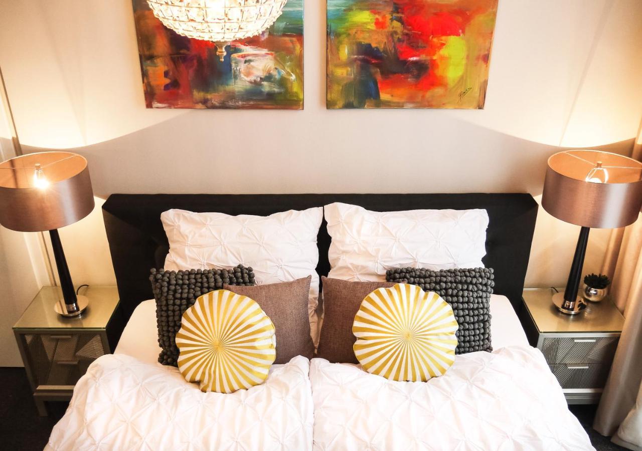 Comfort And Style In City Center With Ensuite Bathroom On Schaafenstrasse Colónia Exterior foto
